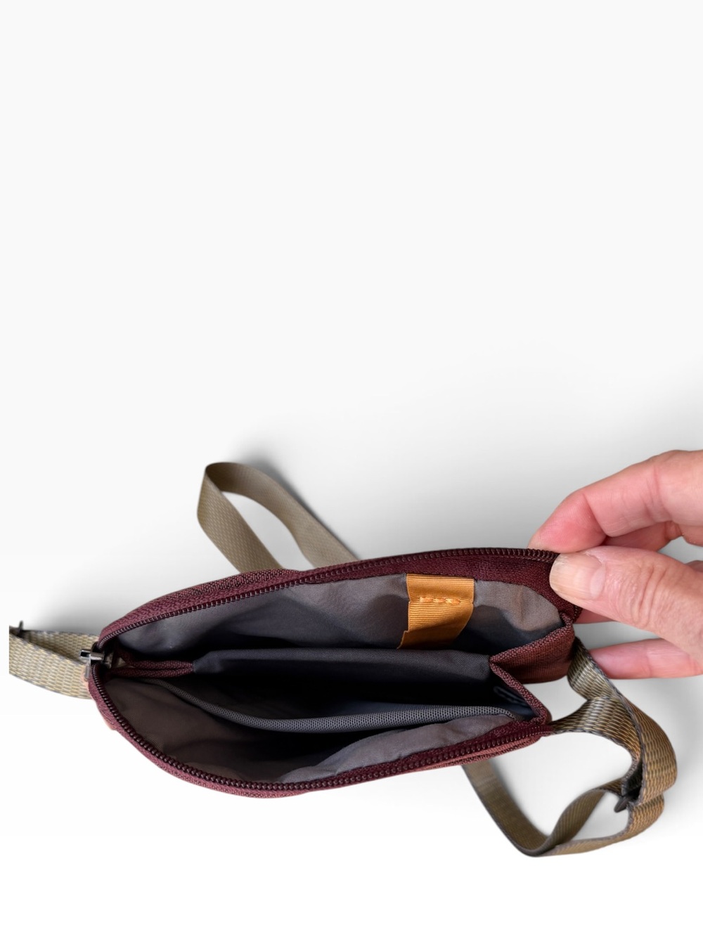 Bellroy 8”x6” Crossbody City Pouch purse, Burgundy Fabric and Leather Trim - Picture 6 of 11